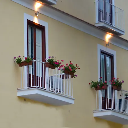 Diana Гостьовий будинок Сорренто